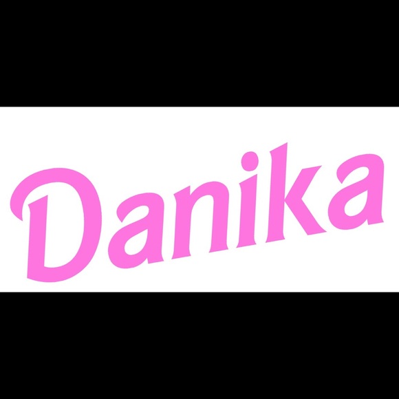 Meet your Posher, Danika - Picture 3 of 3
